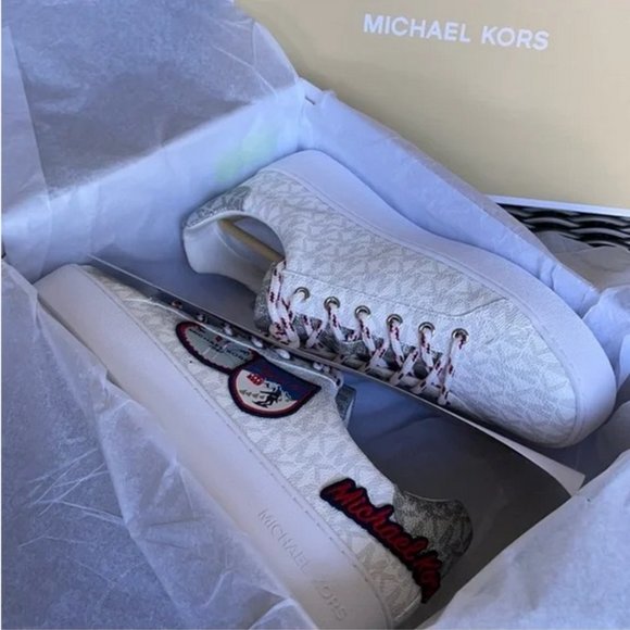 Michael Kors Poppy Lace Up MK Sig Small/MK Logo Ski Patch WMNS - Picture 16 of 16